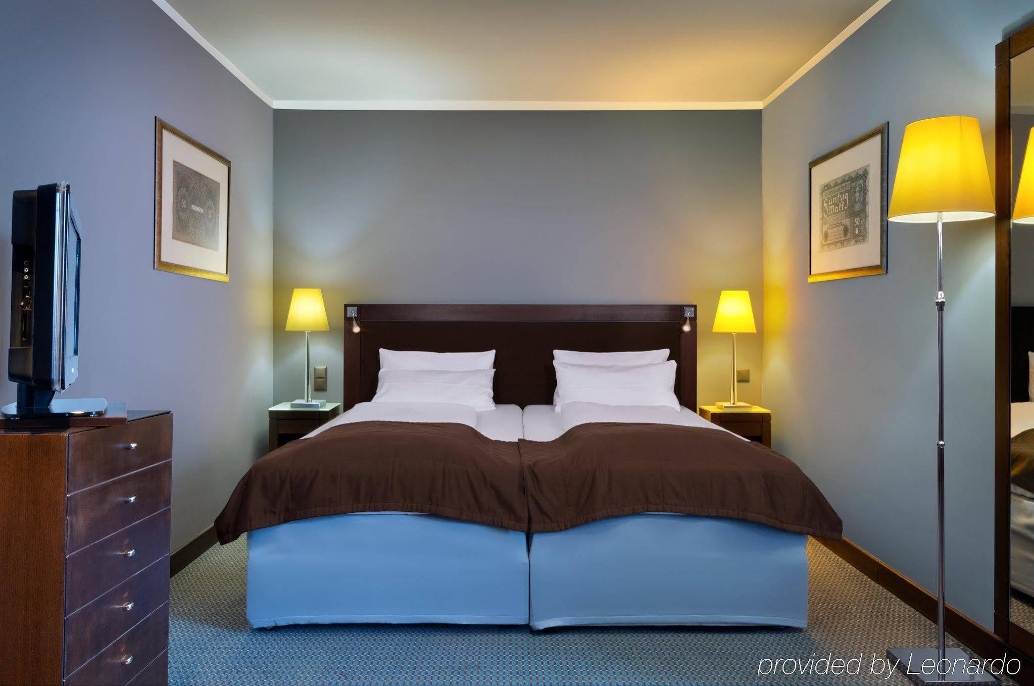 Hotel Savigny Frankfurt City Франкфурт-на-Майне Экстерьер фото