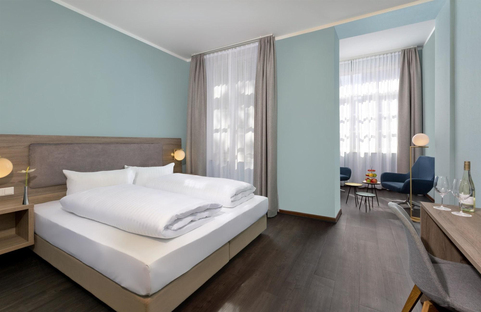 Hotel Savigny Frankfurt City Франкфурт-на-Майне Экстерьер фото