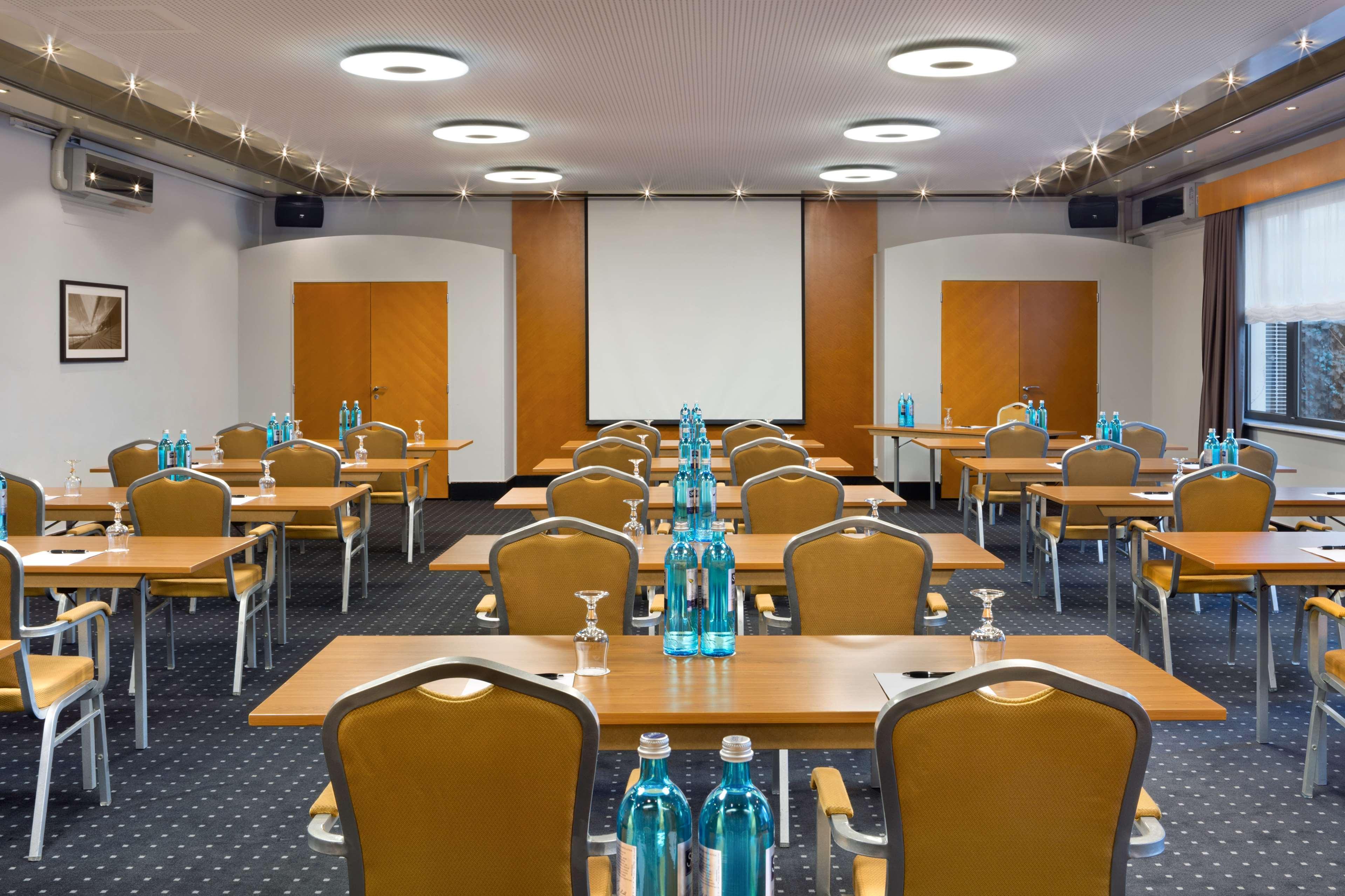 Hotel Savigny Frankfurt City Франкфурт-на-Майне Экстерьер фото