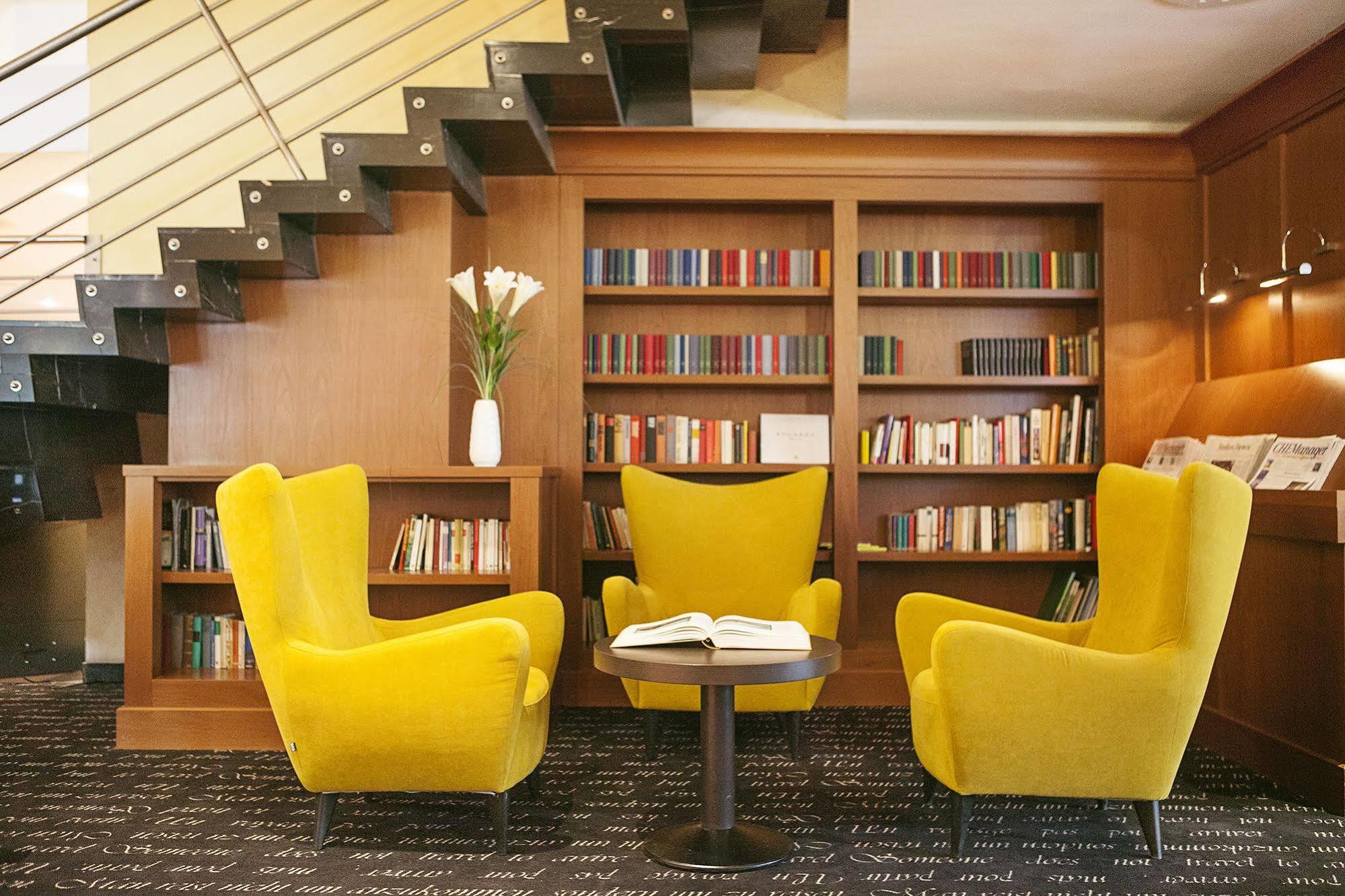 Hotel Savigny Frankfurt City Франкфурт-на-Майне Экстерьер фото